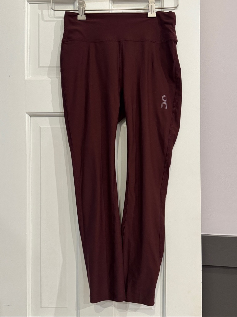 On Running Womens Burgundy/Maroon Active Leggings